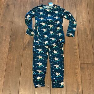 Poshpeanut Snowboarder PJ set - Size 8